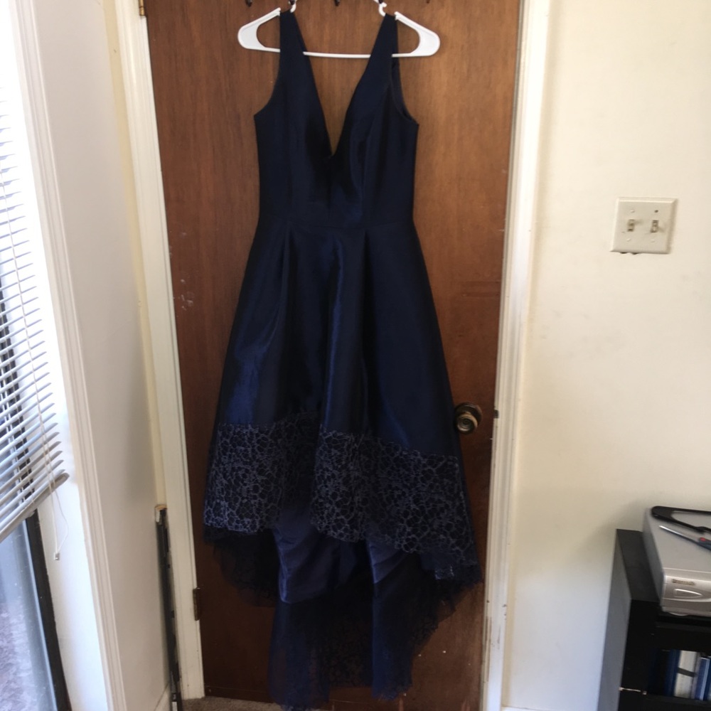 **Sold!** - Picture 4 of 8